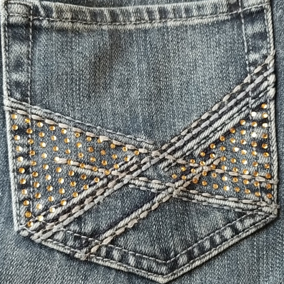 NWT Chico's Winged Pocket Platinum Jeans - Picture 4 of 15